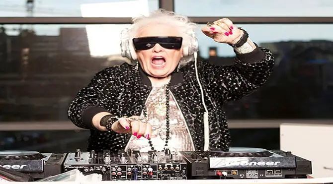 72-year-old-club-dj-ruth-flowers__605-1