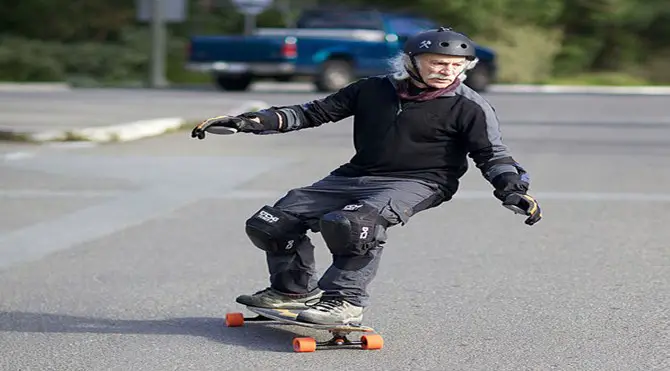 78-year-old-longboarder-lloyd-kahn__605